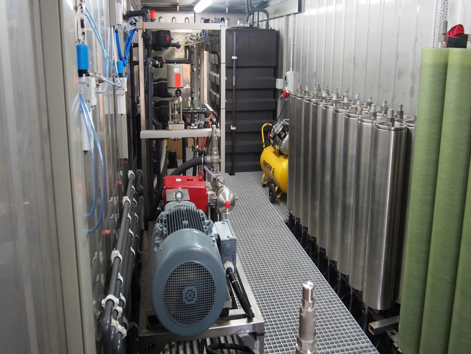 Inside the plant: RCDT modules and pipework. Actual installation.